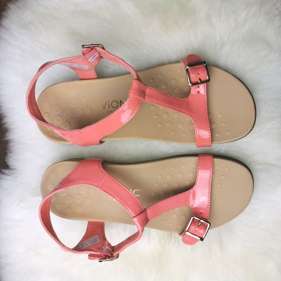 Vionic Coral Sandals - Picture 2 of 7